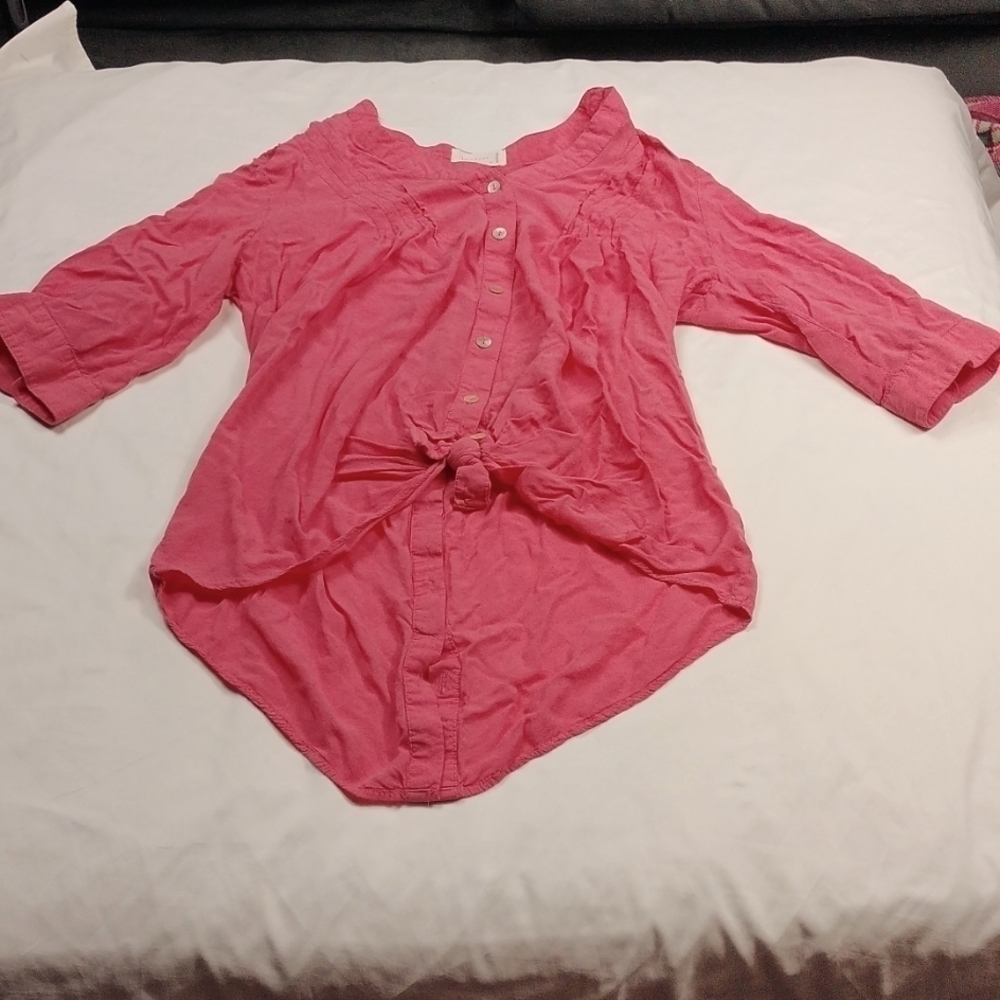 Love Tree women's medium button down blouse